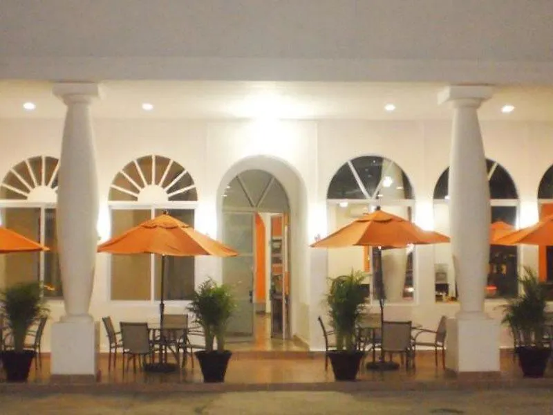 View Mediterrando Hotel & Suites Cancun